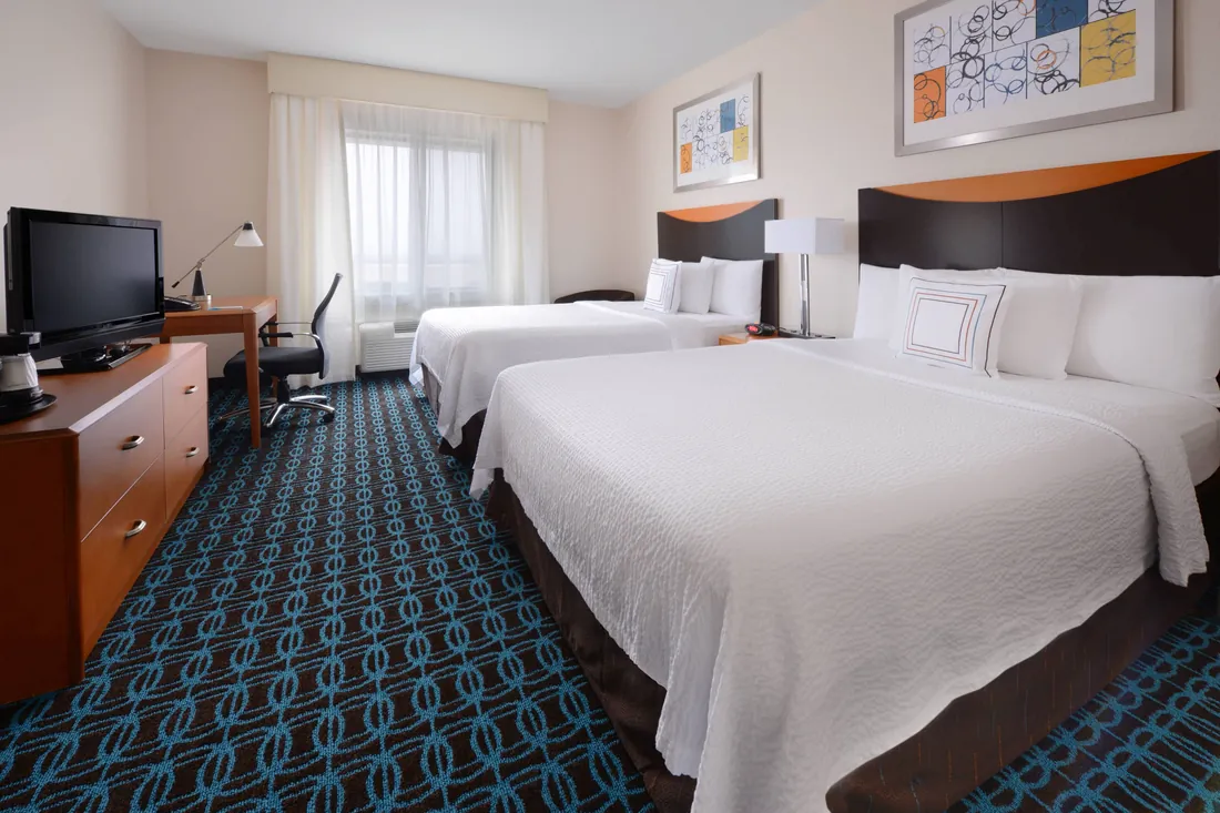 Guestroom — Fairfield Inn & Suites Dallas Plano/The Colony